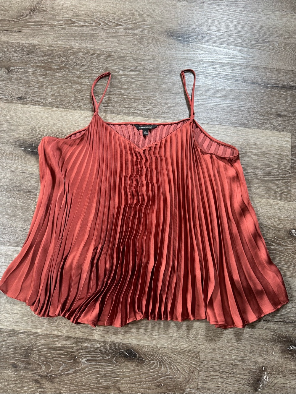 Banana Republic Pleated Rust Satin Camisole Top(194)